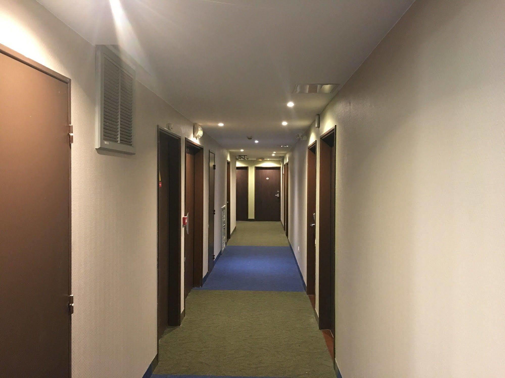 Ibis Budget Bobigny Pantin Exterior foto